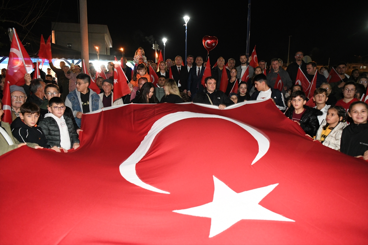 Çanakkale, Bilecik ve Kütahya'da fener alayı düzenlendi