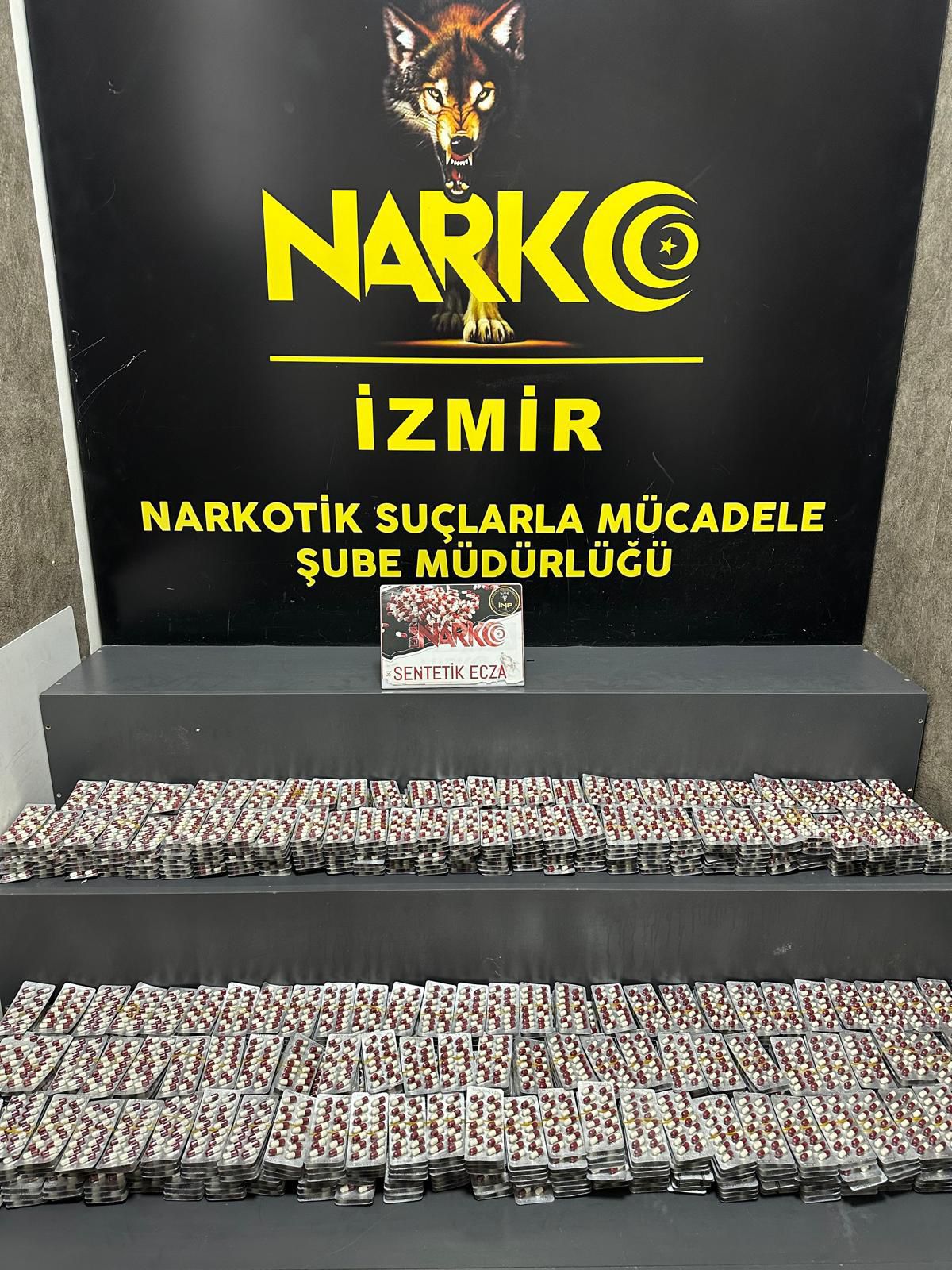 İzmir'de narkotik operasyonlarında gözaltına alınan 218 şüpheli tutuklandı