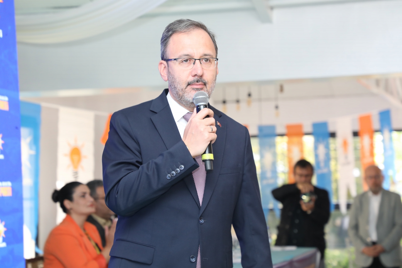 AK Parti Selçuk Olağan İlçe Kongresi yapıldı