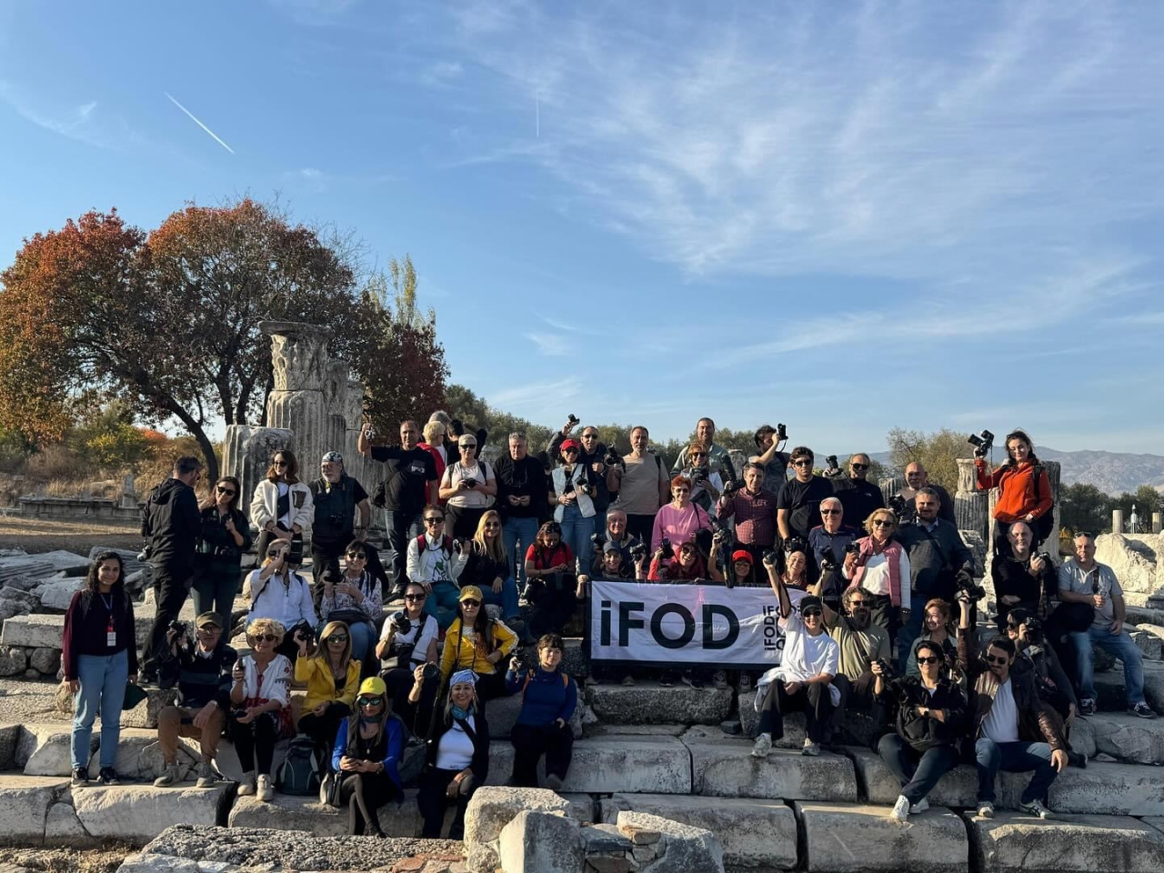 İzmir Fotoğraf Sanatı Derneği üyeleri Muğla'da antik kentleri görüntüledi