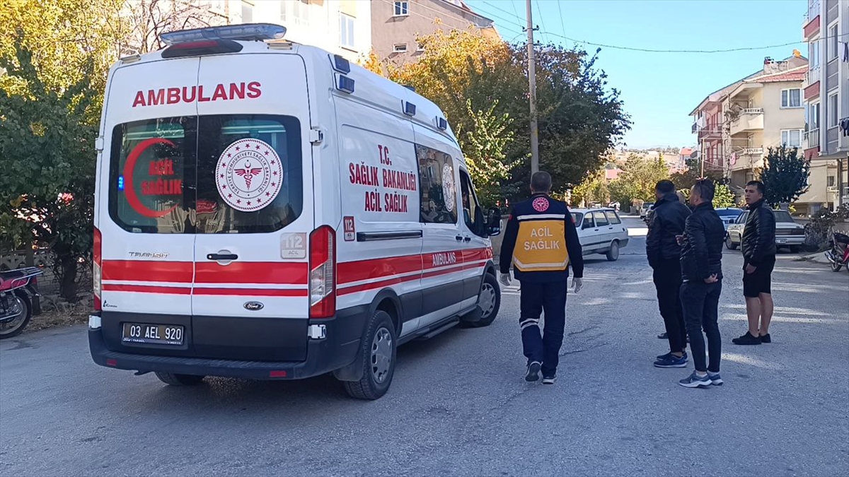 Sandıklı'da trafik kazalarında 3 kişi yaralandı