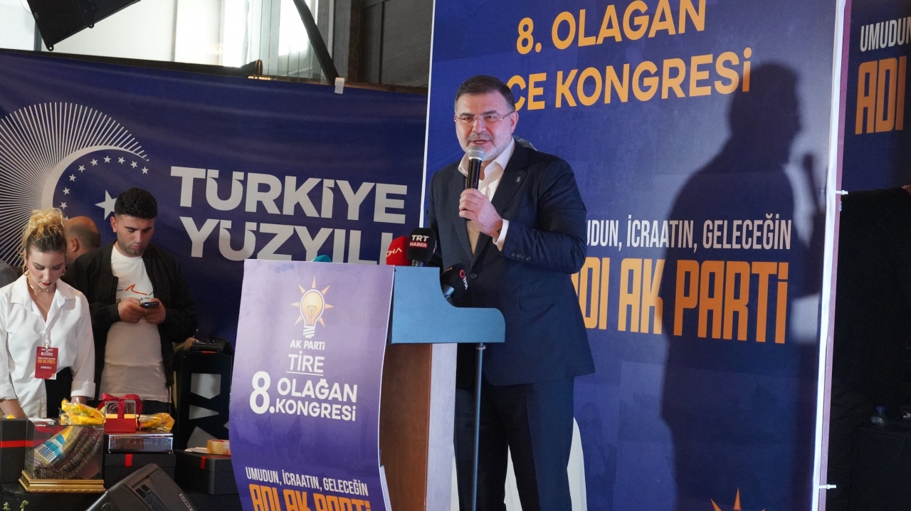AK Parti'li Dağ, partisinin Tire ilçe kongresinde konuştu