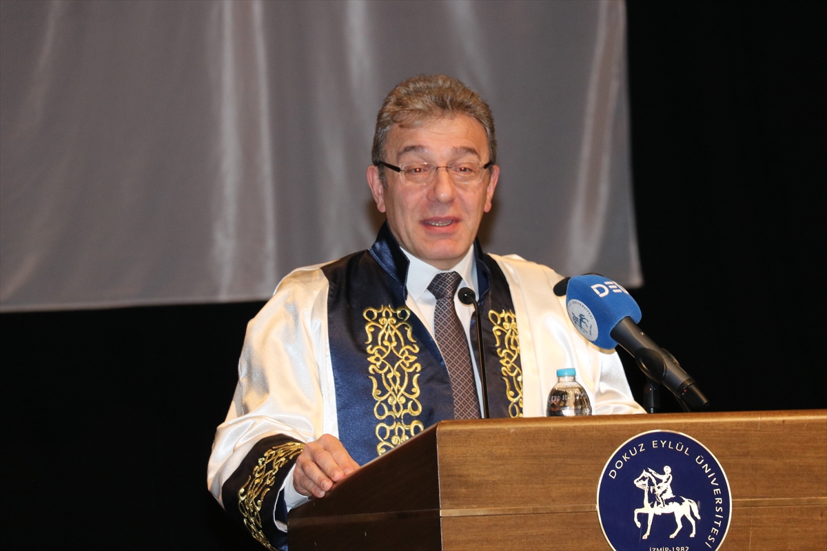 Dokuz Eylül Üniversitesi Akademik Yılı Açılış Töreni yapıldı