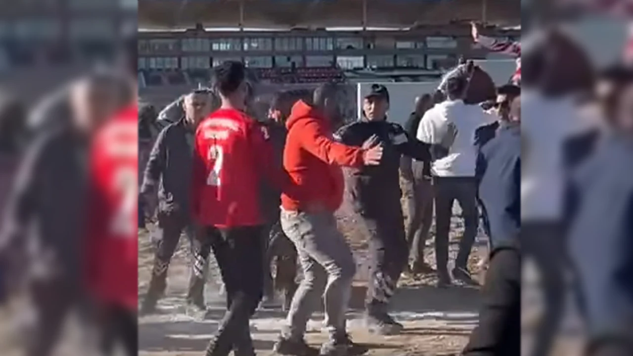 Uşak ve Erzurumlu Ciritçiler Arasında Kavga Çıktı