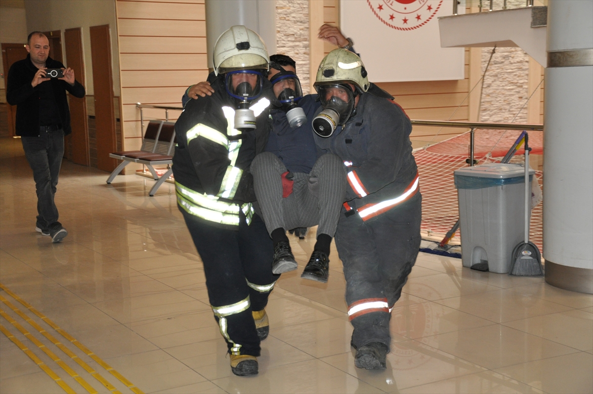 Soma Adliyesi'nde yangın tatbikatı