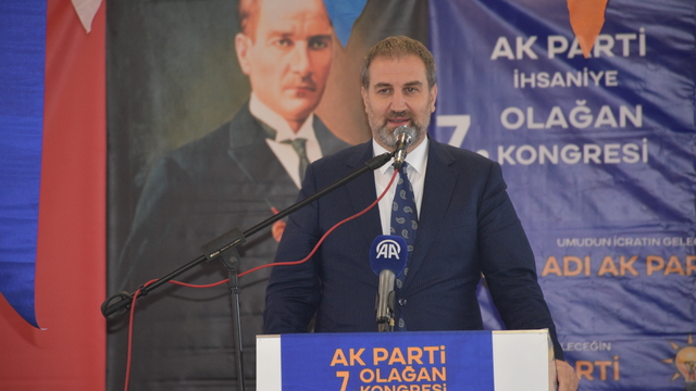 AK Parti Genel Başkan Yardımcısı Şen, Afyonkarahisar'da konuştu