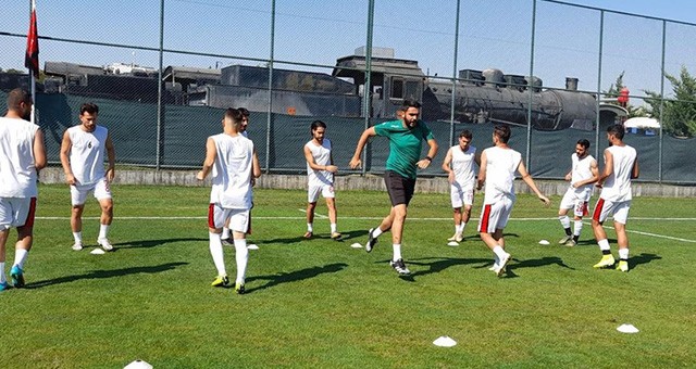 UŞAKSPOR YOLUNA “BİR BİR” DEVAM EDİYOR