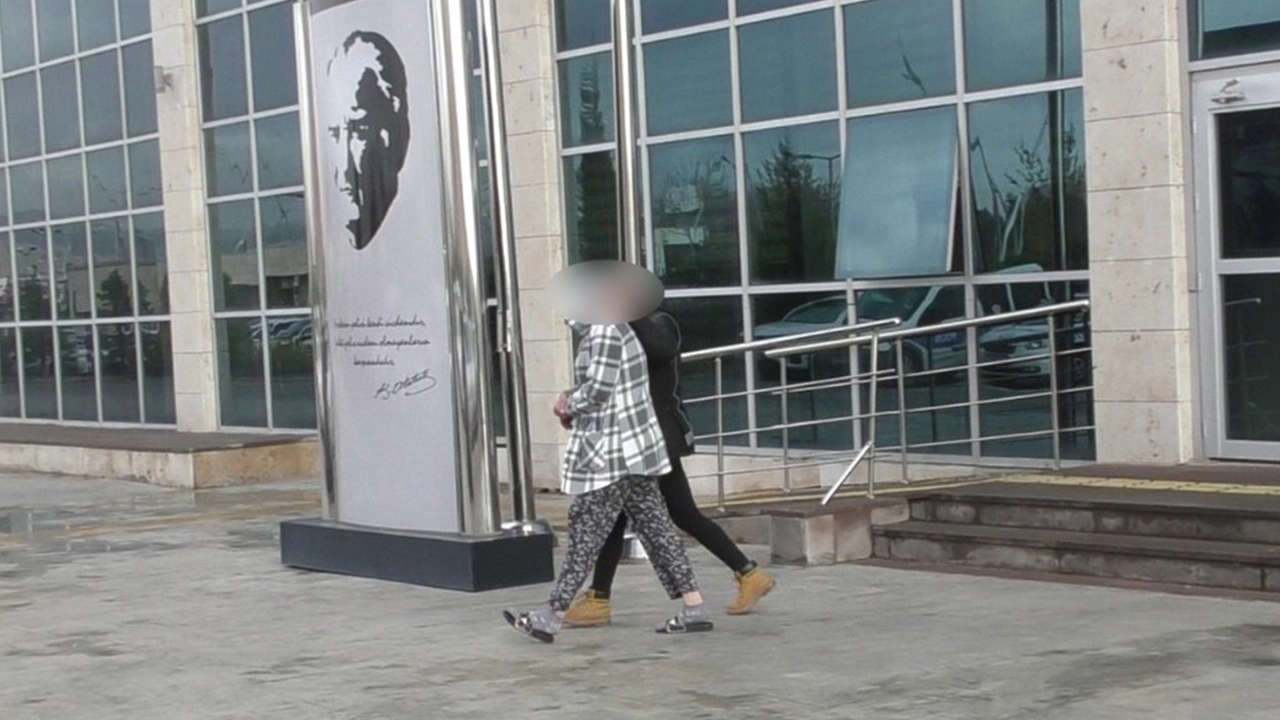 Uşak’ta Madde Satan Kadın Tutuklandı