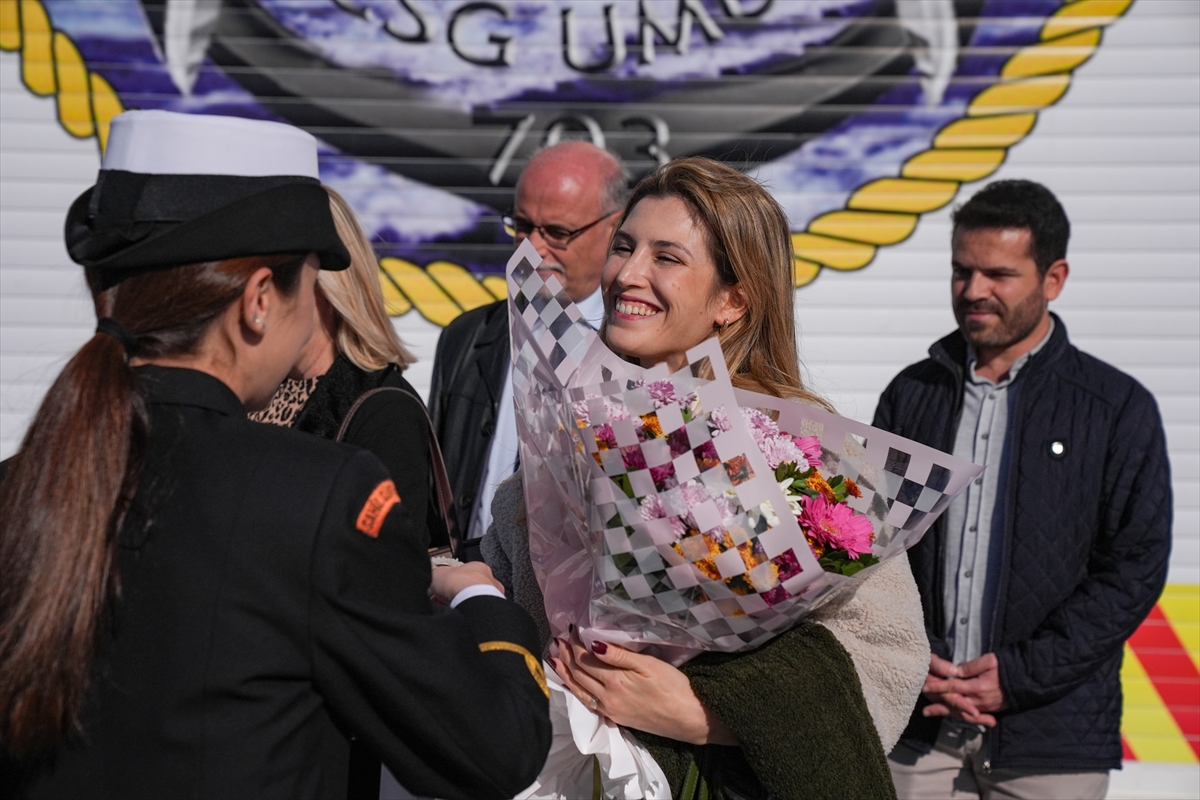 TCSG Umut Gemisi, İzmir'de öğretmenleri ağırladı