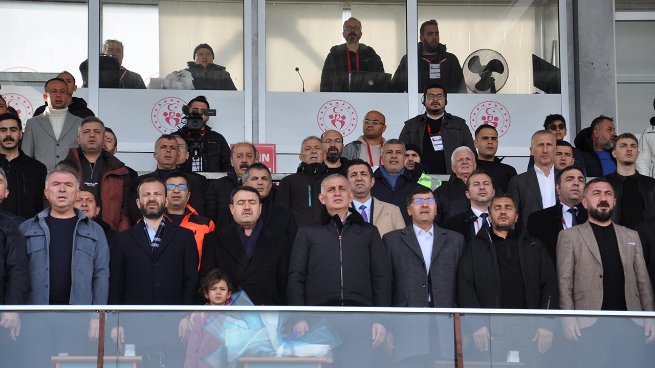 TFF Başkanı İbrahim Hacıosmanoğlu Kütahya'da temaslarda bulundu