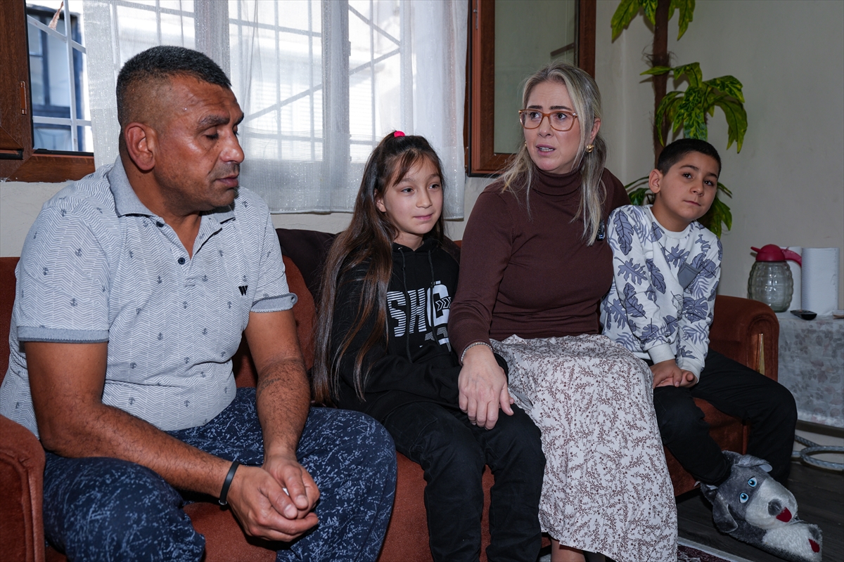 Çocuklarına yemek yapma görüntüsüyle ilgi gören baba sigortalı işe kavuşuyor