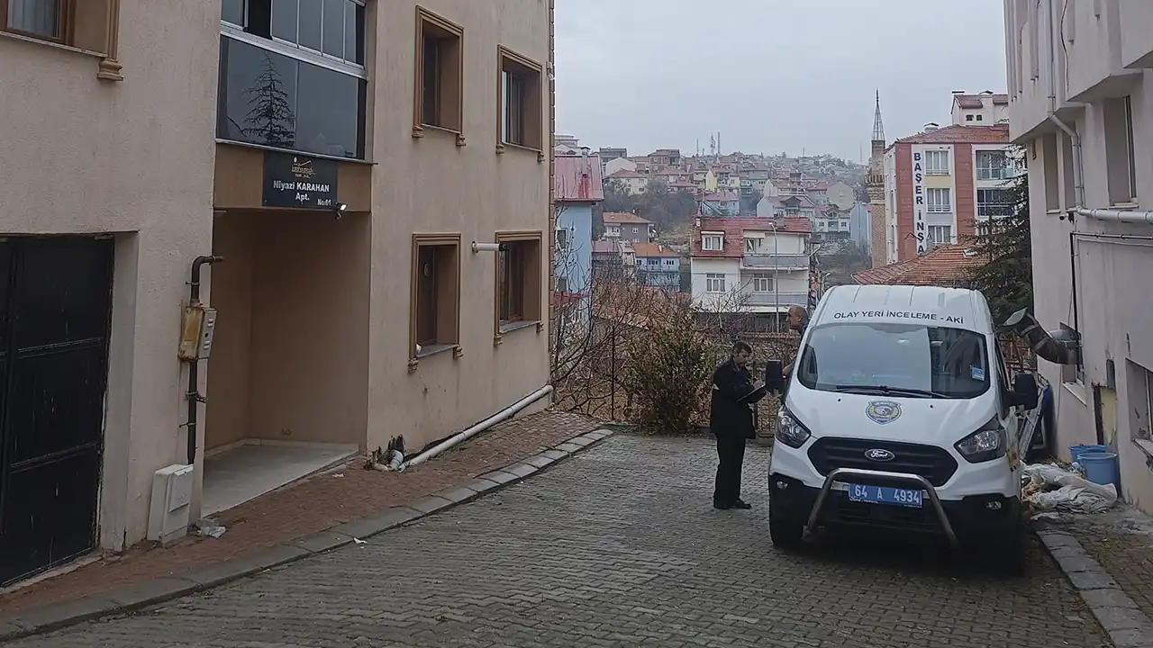 Uşak'ta eşini bıçaklayarak öldüren koca yaşamına son verdi