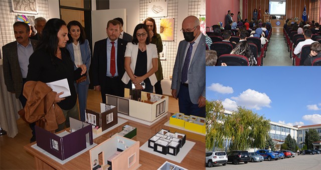 BANAZ MESLEK YÜKSEKOKULU'NUN 2022-2023 AKADEMİK YILI TÖRENLE AÇILDI