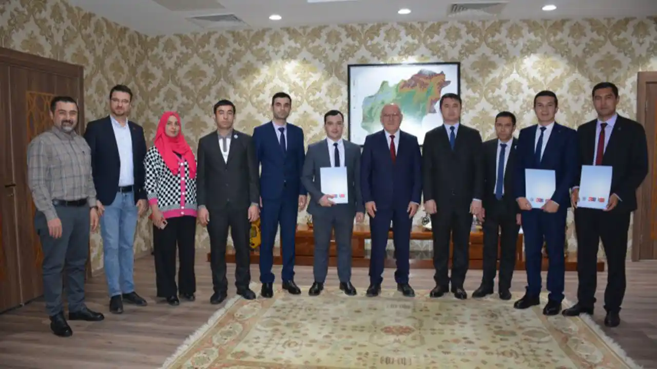 Özbekistan ve Uşak Arasında Akademik İş Birliği Güçleniyor