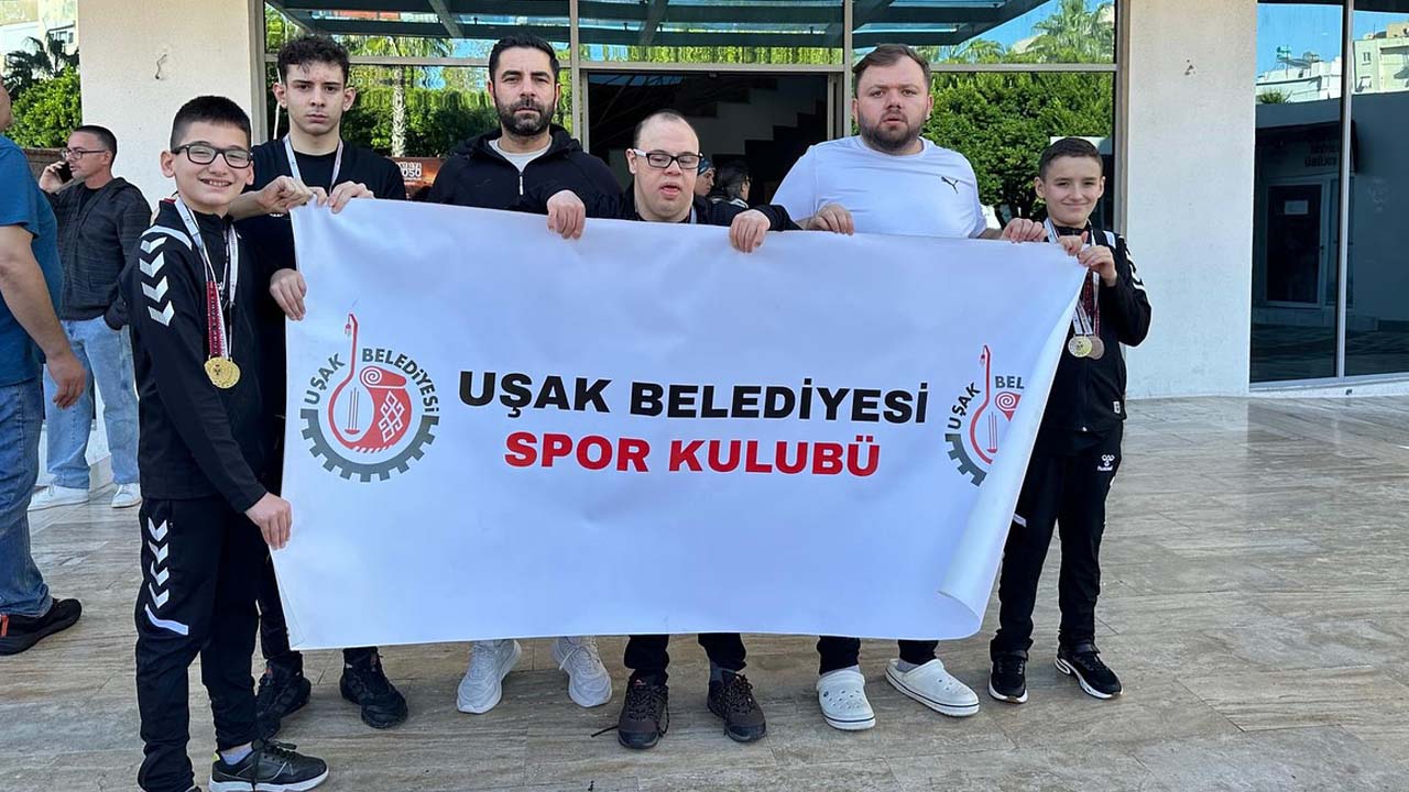 Uşak Belediyesi’nin Özel Sporcularından Tarihi Başarı
