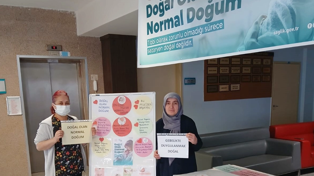 Banaz Devlet Hastanesi’nde Normal Doğum’un Faydaları Anlatıldı