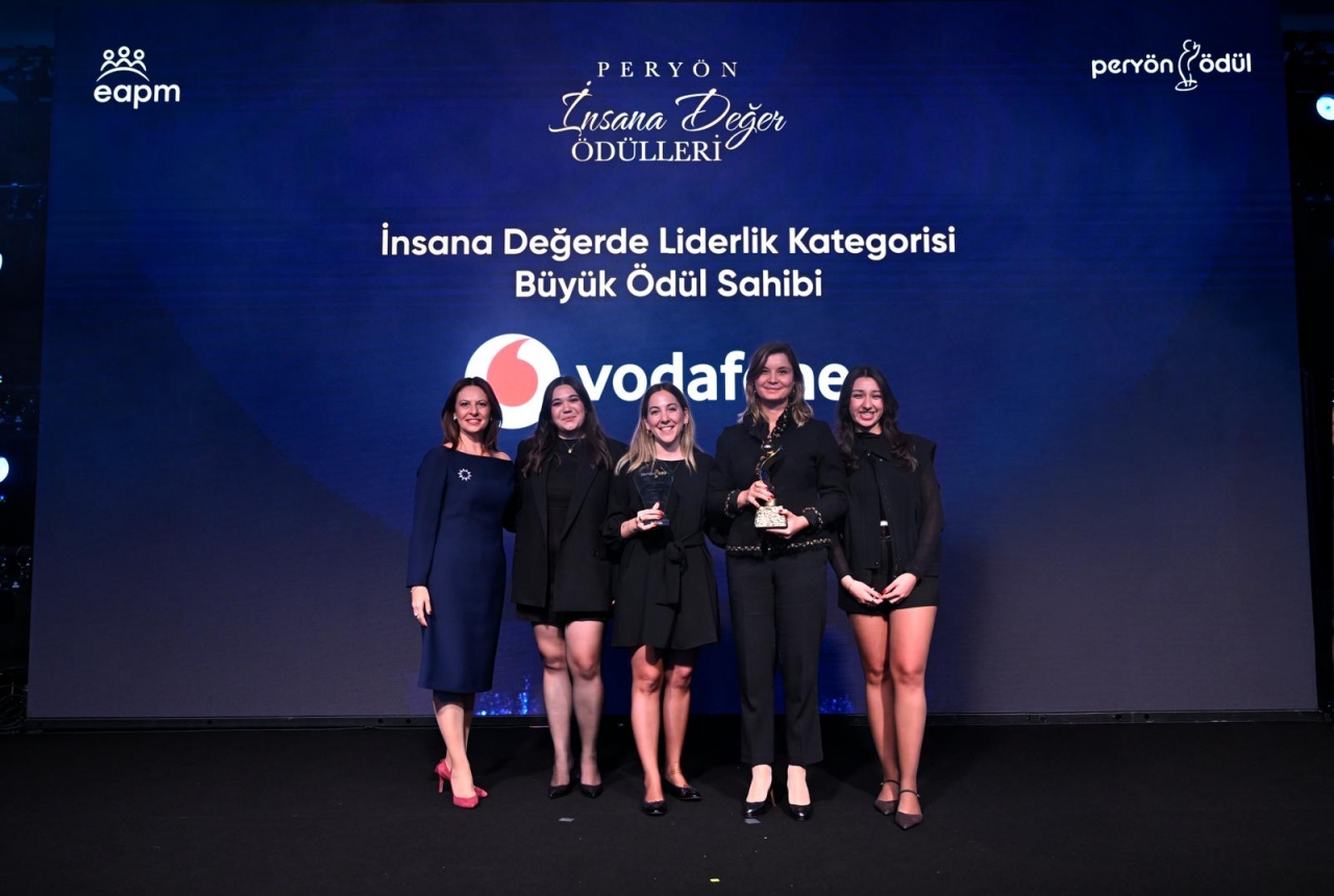 Vodafone'a PERYÖN'den büyük ödül