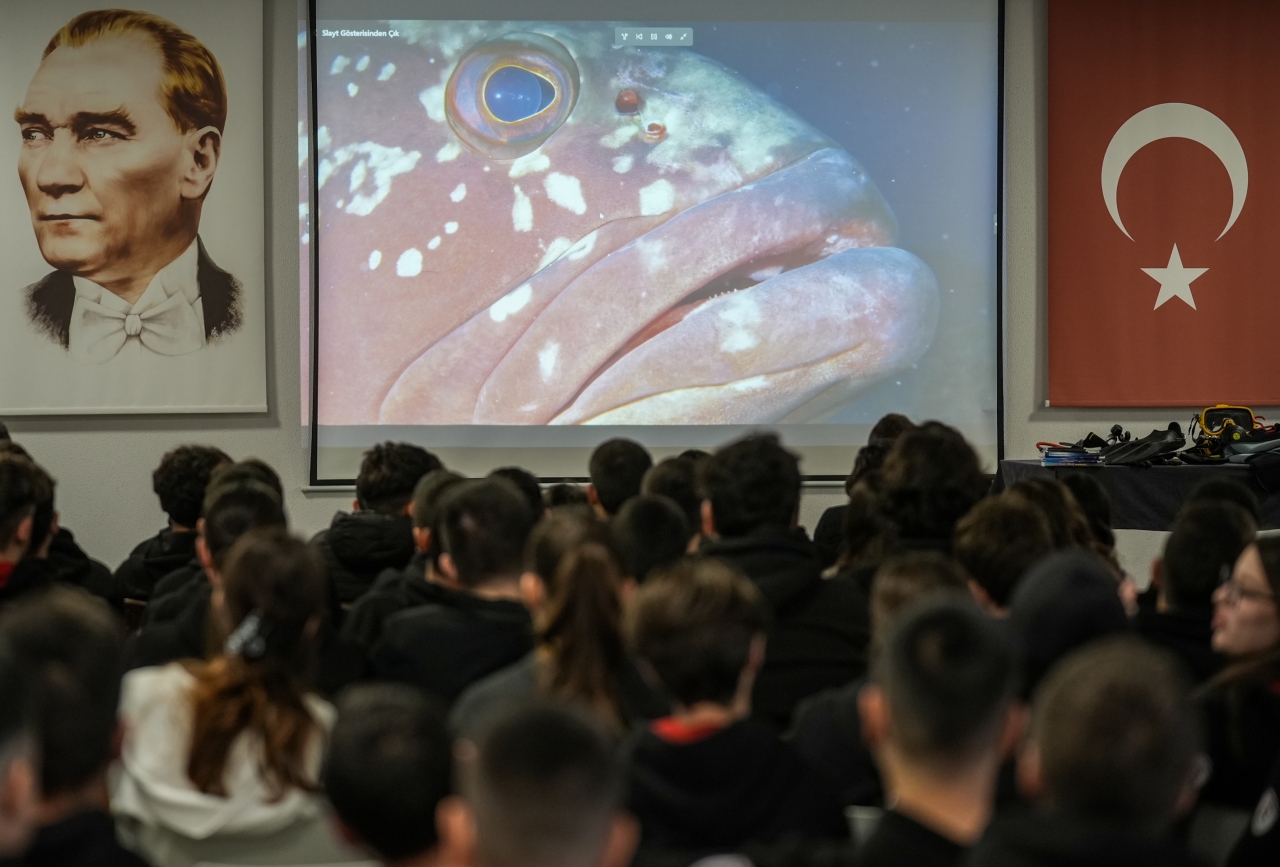 Ücretsiz eğitim sunan özel meslek lisesi "aranan eleman" yetiştiriyor