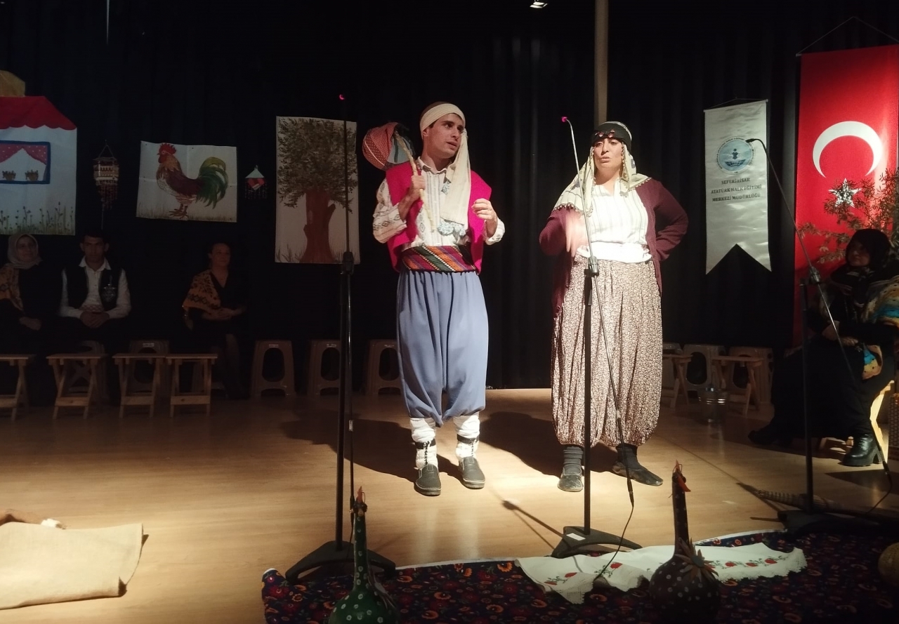 Seferihisar'da engelliler Keloğlan'ı müzikal olarak sahneledi