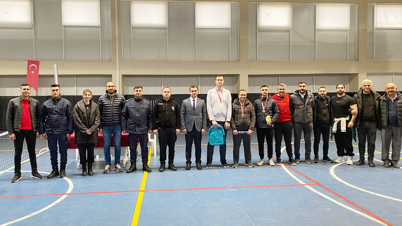 Karahallı’da Masa Tenisi Heyecanı