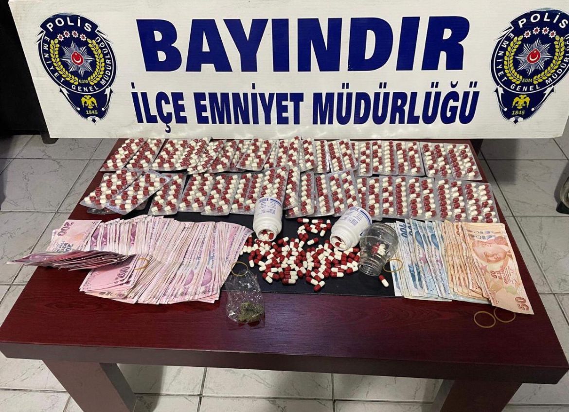 Bayındır'da uyuşturucu operasyonunda yakalanan şüpheli tutuklandı
