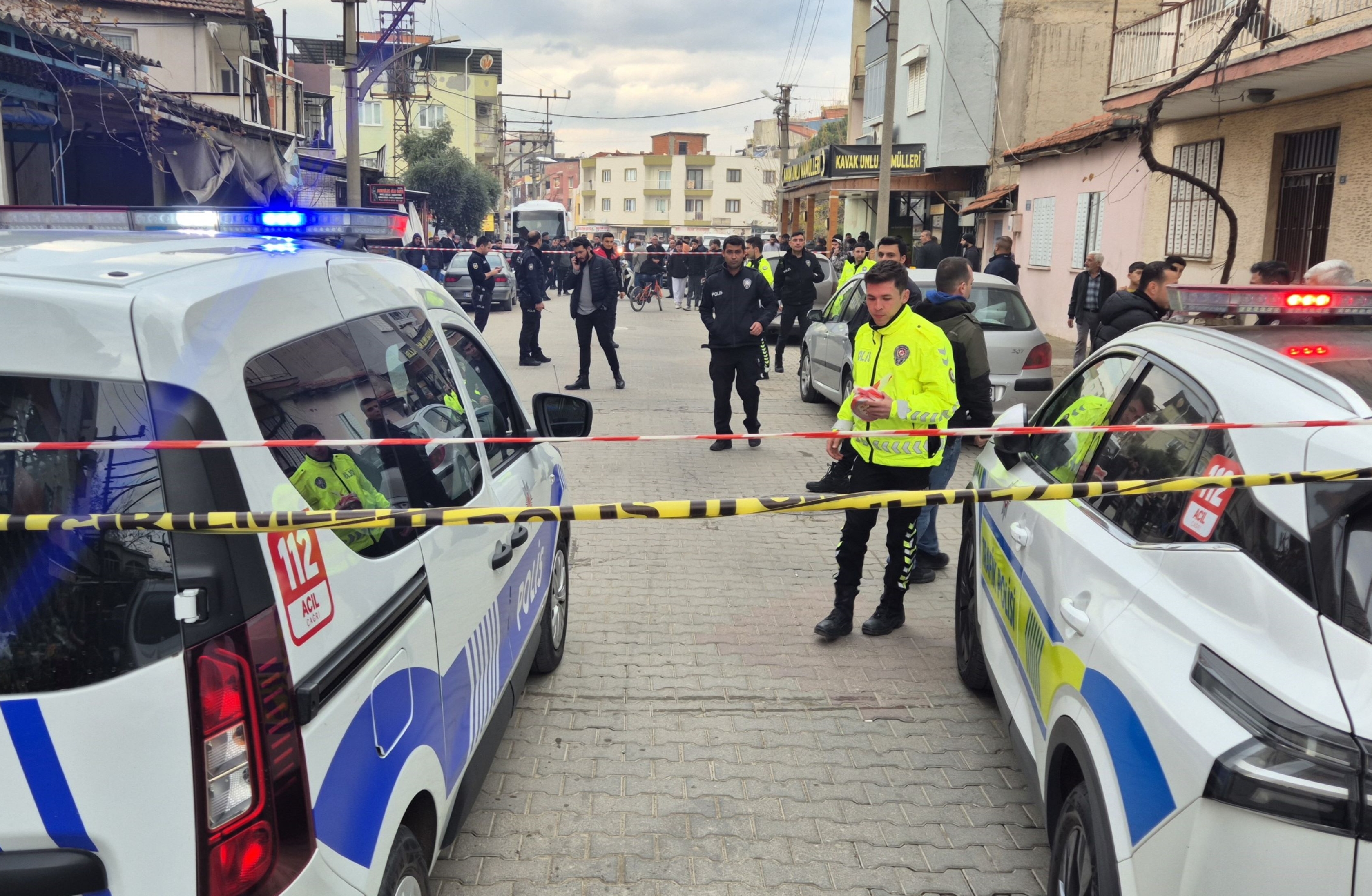 İzmir'de 3 ayrı kurşunlama olayının zanlıları yakalandı