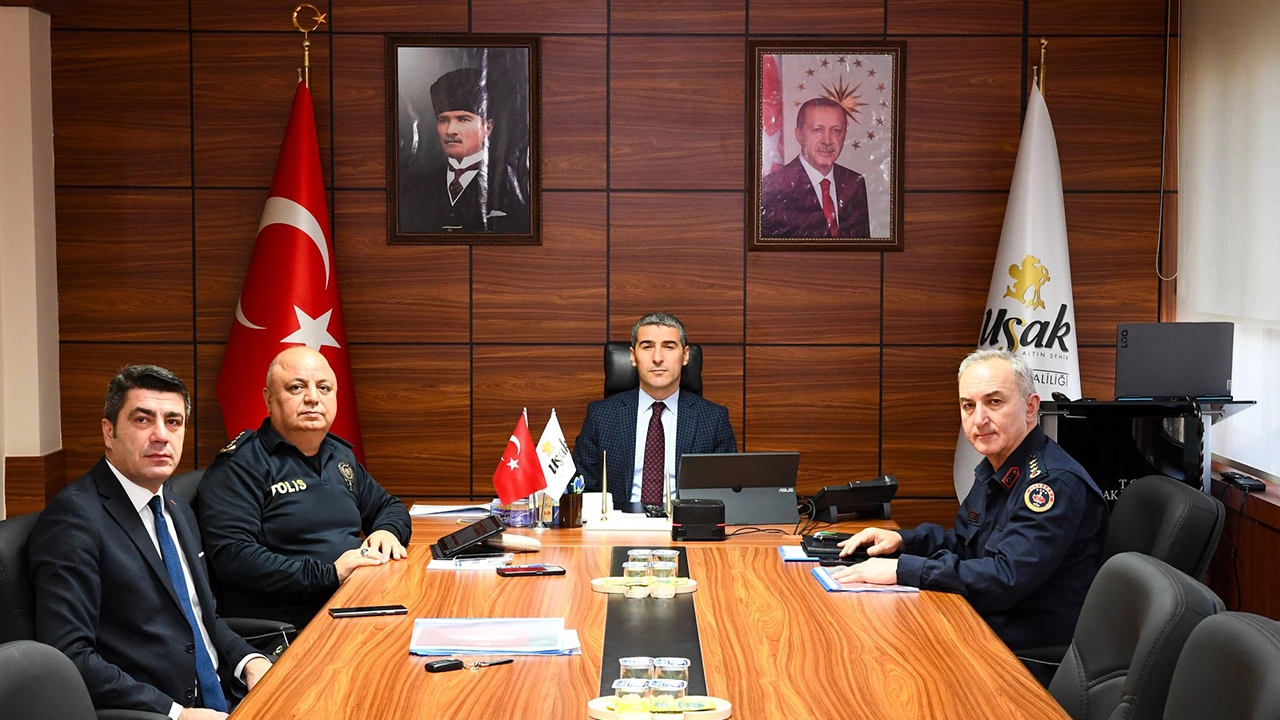 Düzensiz Göçle Mücadele İçin Ege Valileri Bir Araya Geldi
