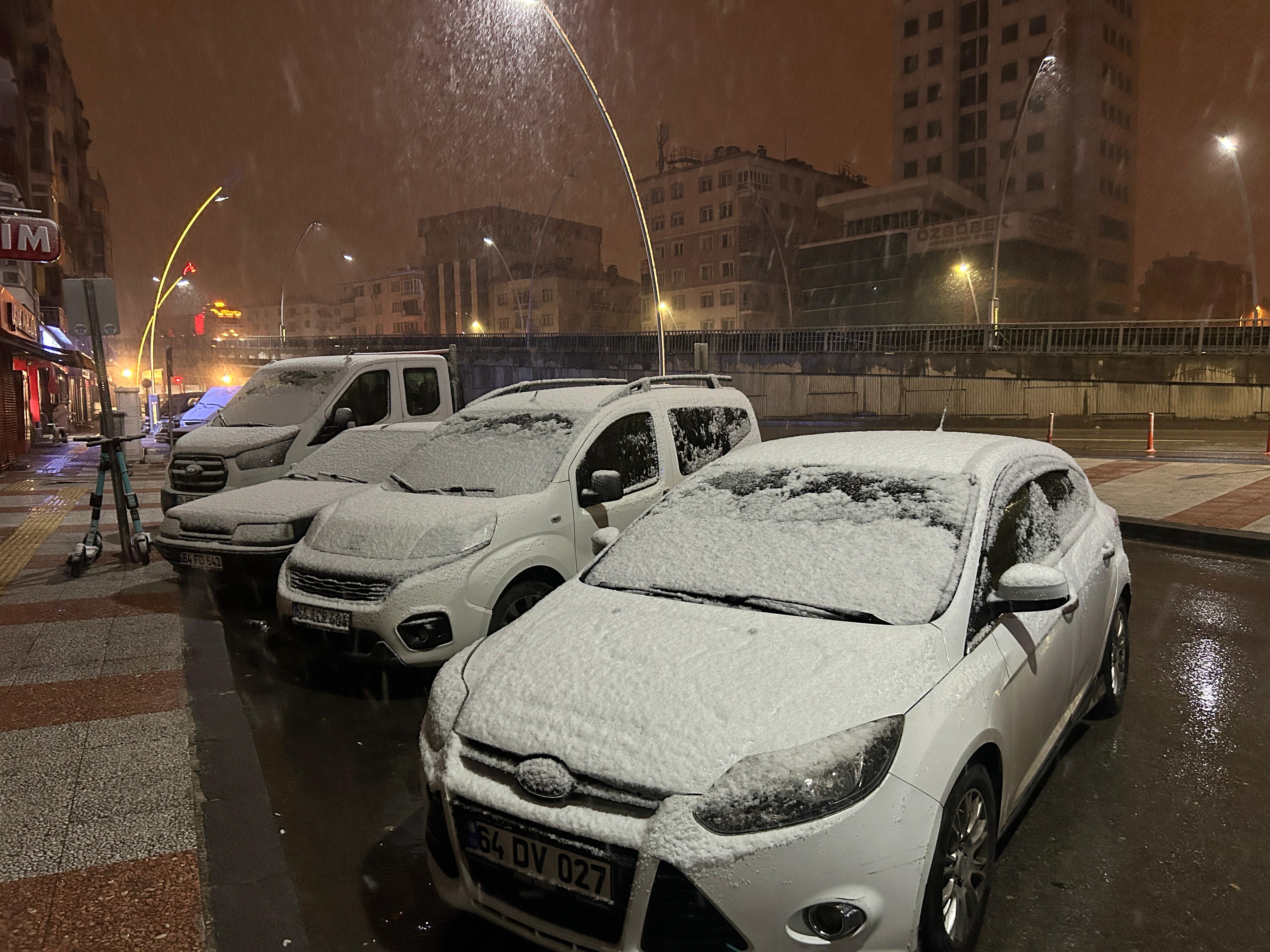 Kale'de kar yağışı etkili oldu