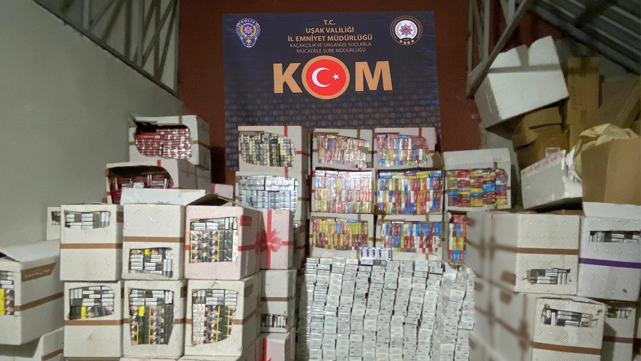 Uşak'ta Piyasa Değeri 3 Milyon TL Olan Kaçak Sigara Ele Geçirildi