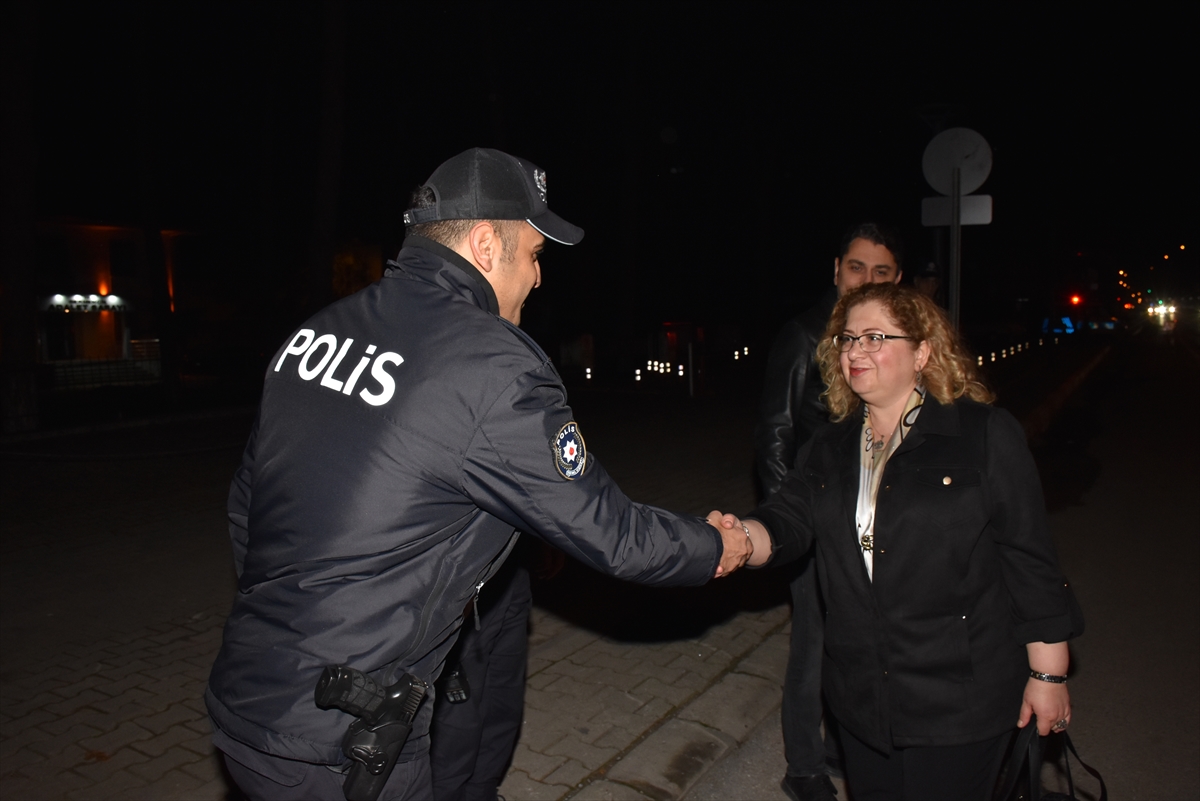 Germencik Kaymakamı Doğru'dan yılbaşı gecesi görev yapan personele ziyaret