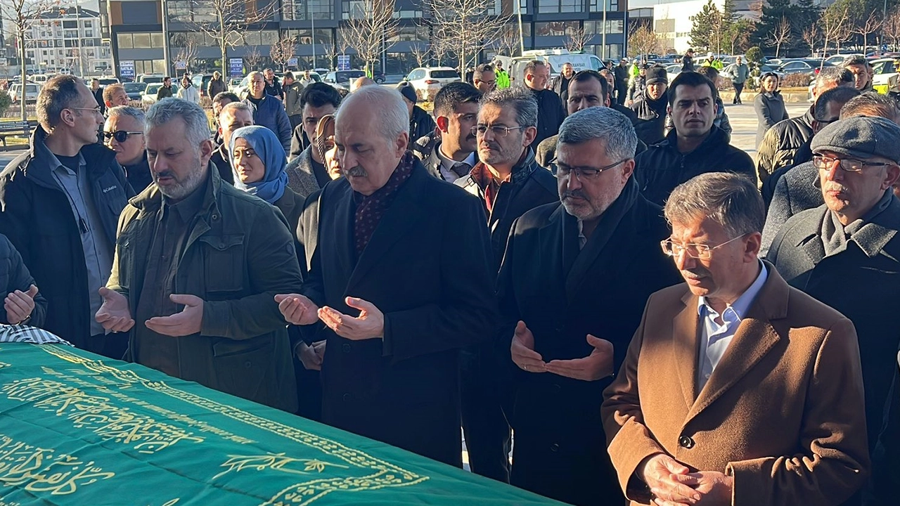 TBMM Başkanı Kurtulmuş, Afyonkarahisar'da cenaze törenine katıldı