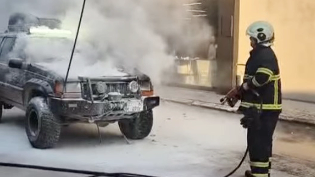 Uşak İtfaiyesi Yangına 'Susuz' Gitmiş..!