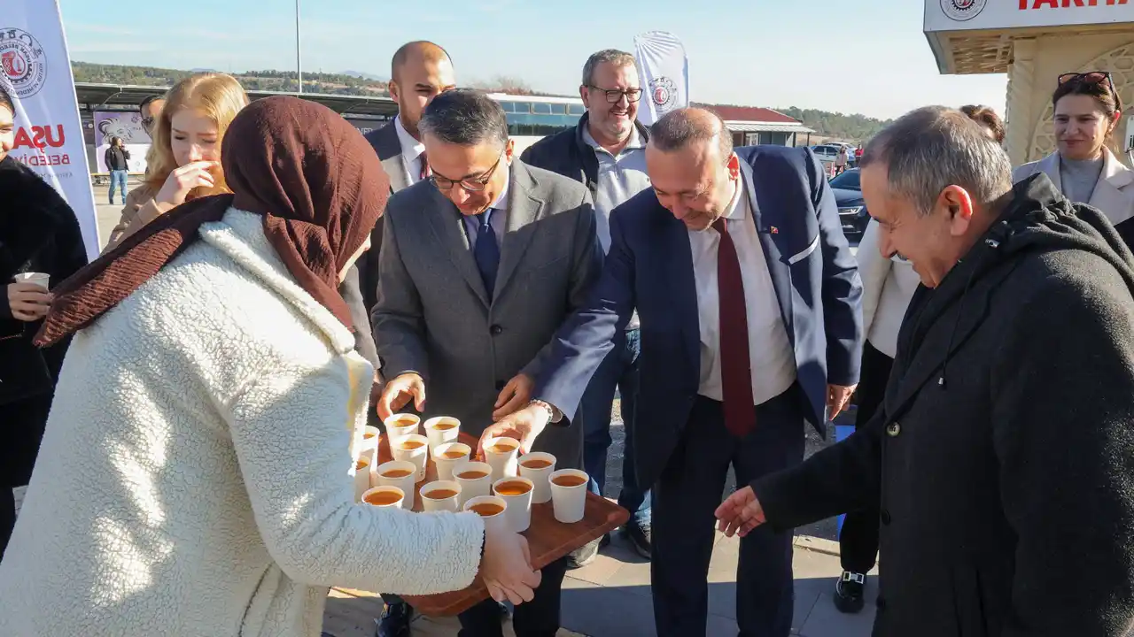 Başkan Yalım öğrencilere çorba ikram etti