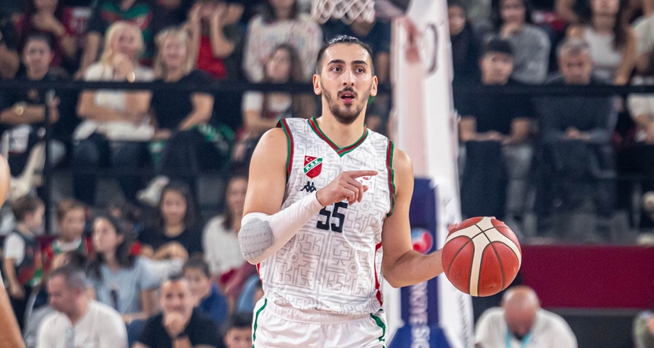 Karşıyaka'da Kenan Sipahi takımdan ayrıldı