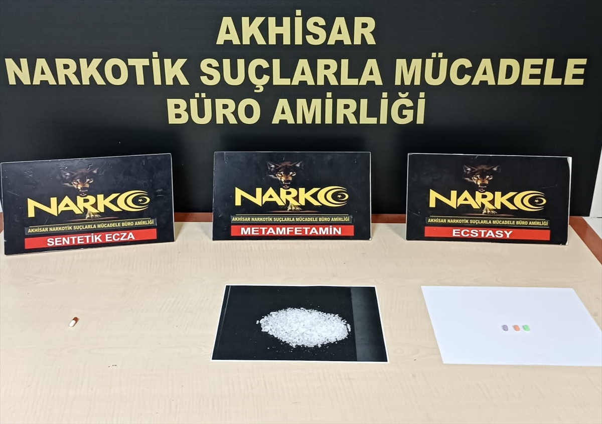 Akhisar'da uyuşturucu operasyonunda 2 kişi tutuklandı