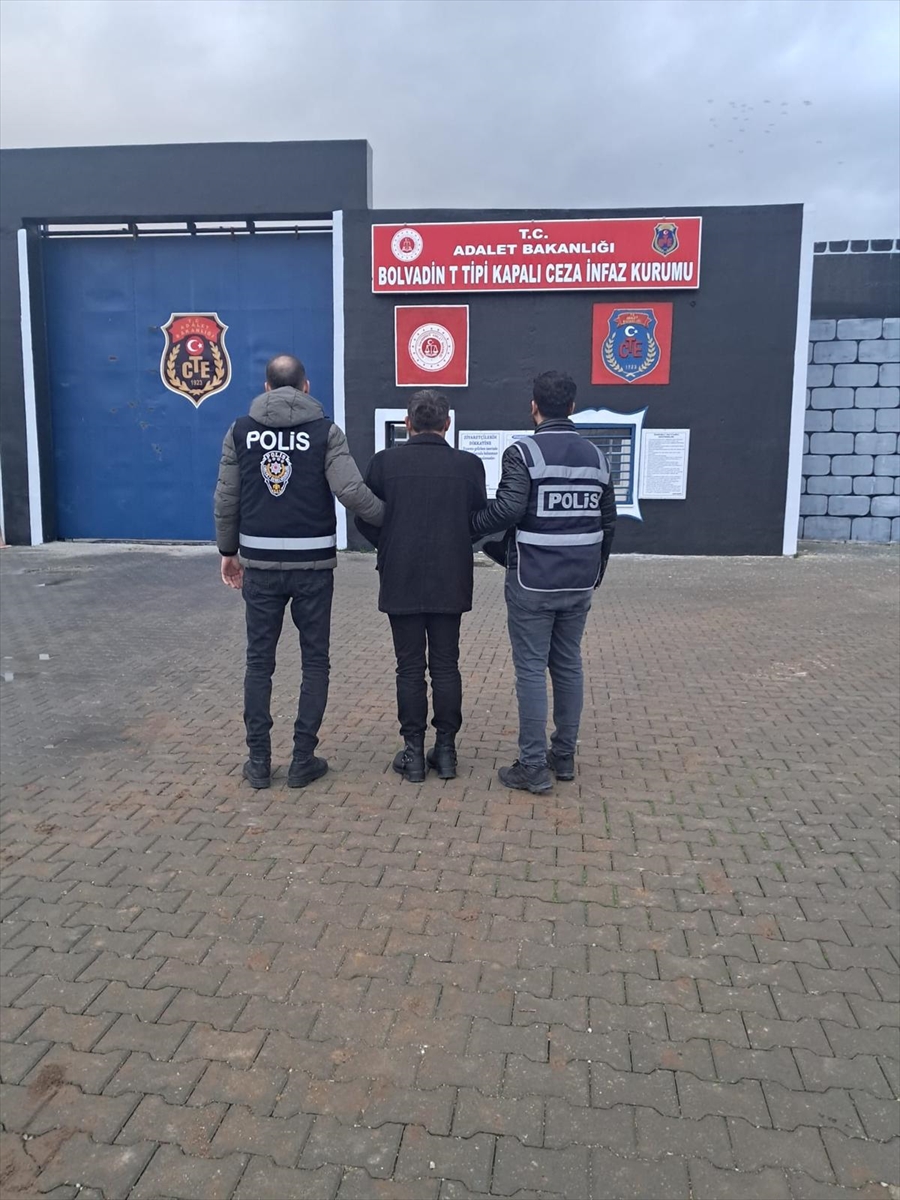 Afyonkarahisar'da 27 yıl hapis cezası bulunan firari hükümlü yakalandı