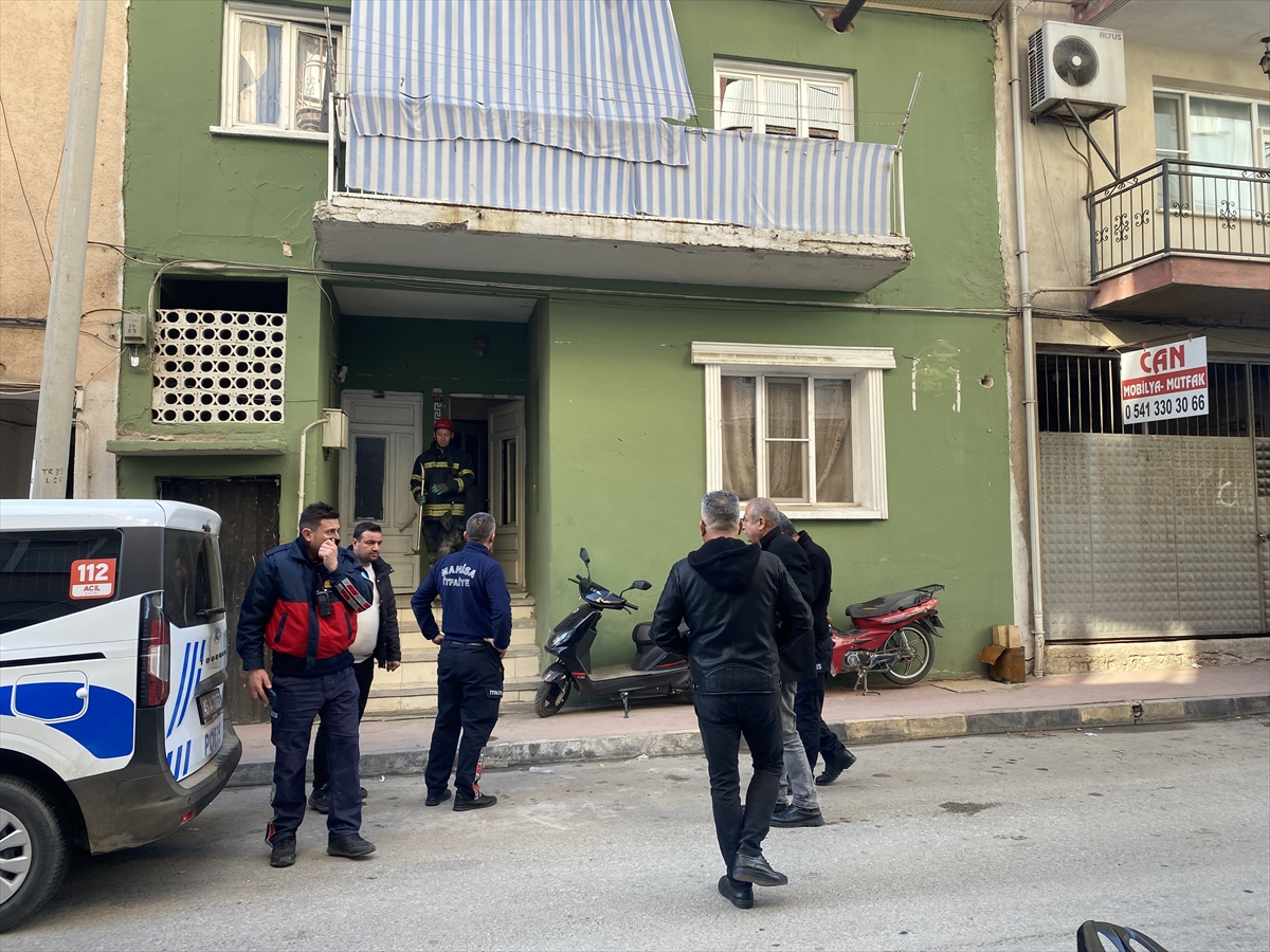 Manisa'da yalnız yaşayan kişi evinde ölü bulundu