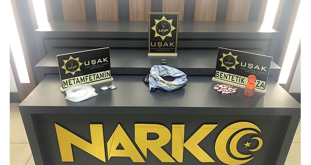 Uşak'ta uyuşturucu ele geçirilen otomobildeki 2 kişi tutuklandı