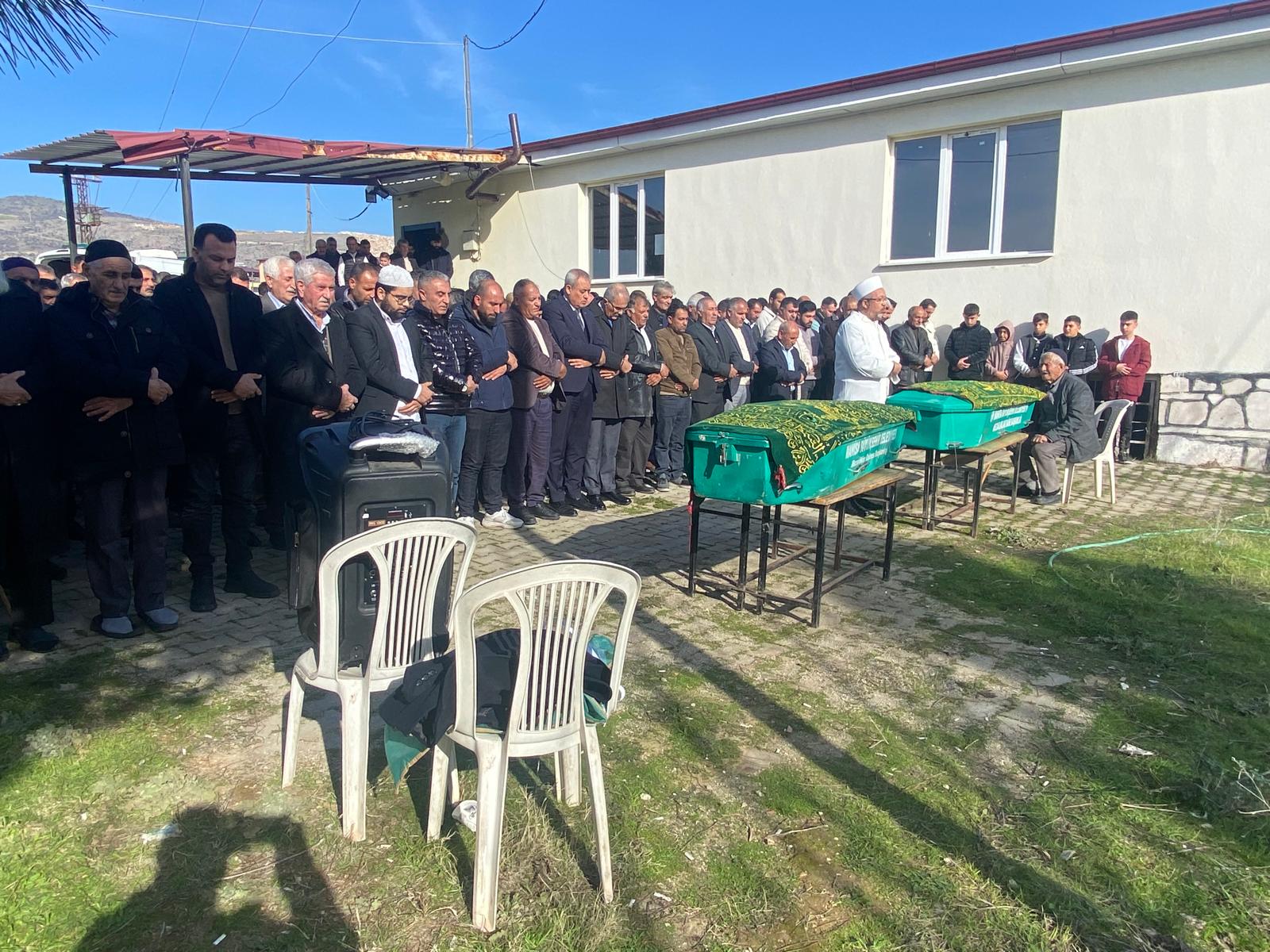 Kayak yaparken geçirdiği kazada ölen astsubay Denizli'de toprağa verildi