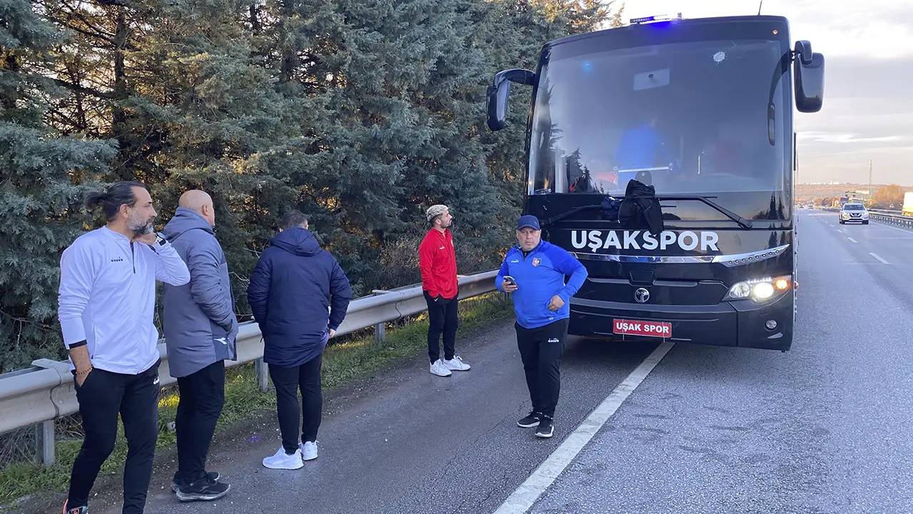 Uşakspor Takım Otobüsüne Taşla Saldıran 8 Şüpheli Yakalandı