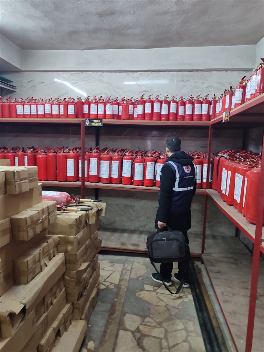 Afyonkarahisar'da yangın tüpü satan iş yerleri denetleniyor
