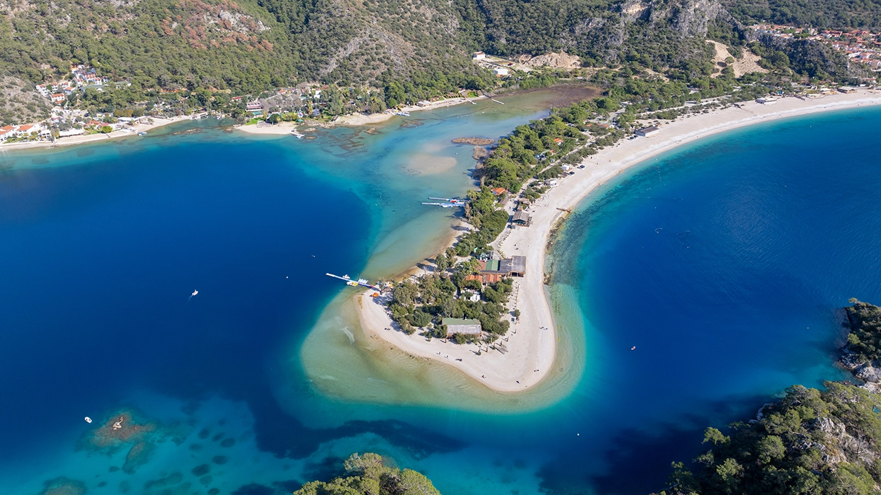 Türkiye'nin tanıtım yüzü Kumburnu Plajı, 2024'te yaklaşık 1,5 milyon turist ağırladı