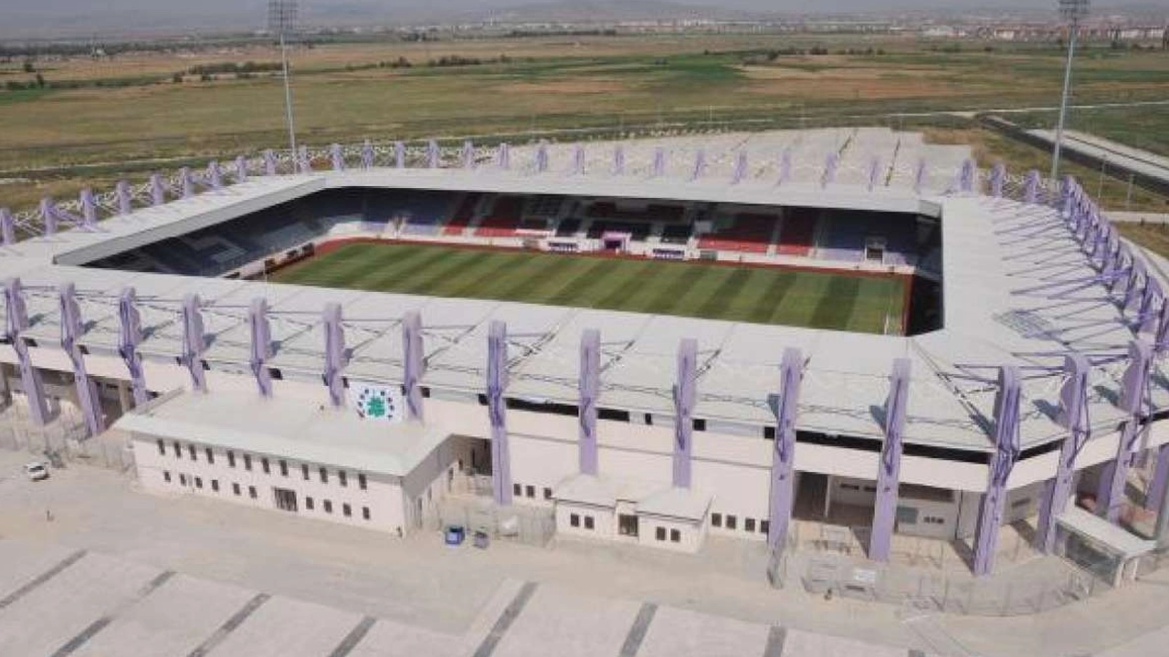Uşakspor, İshaklıspor Maçı Afyon'da Oynanacak