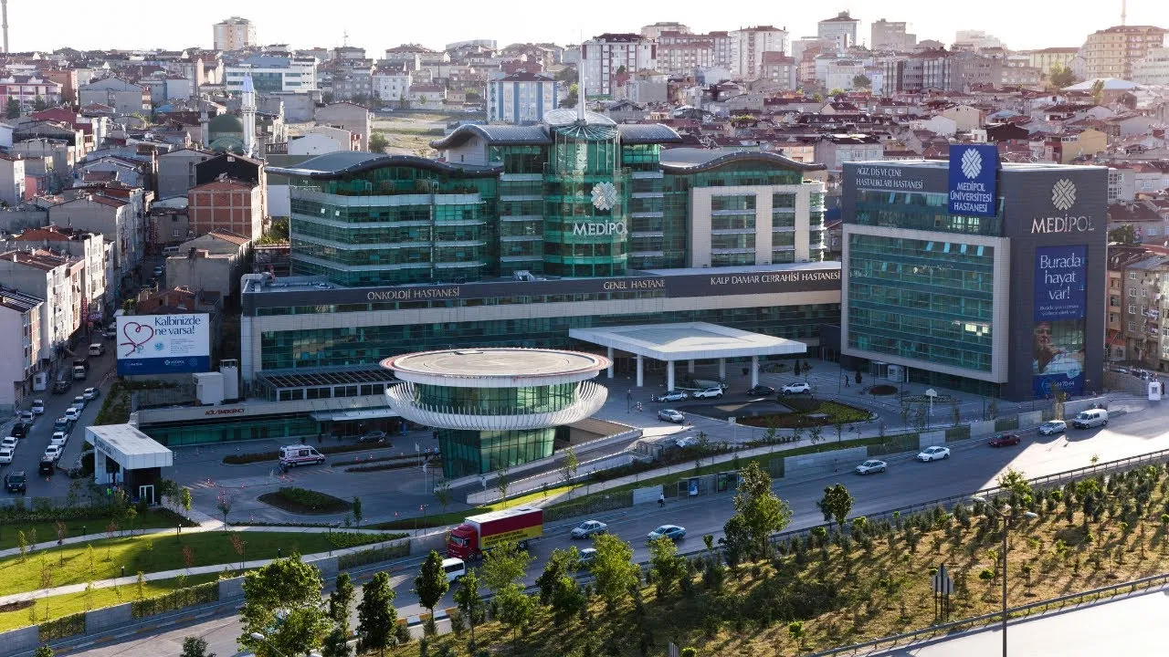 Medipol'den 4D teknolojisiyle gülüş tasarımı
