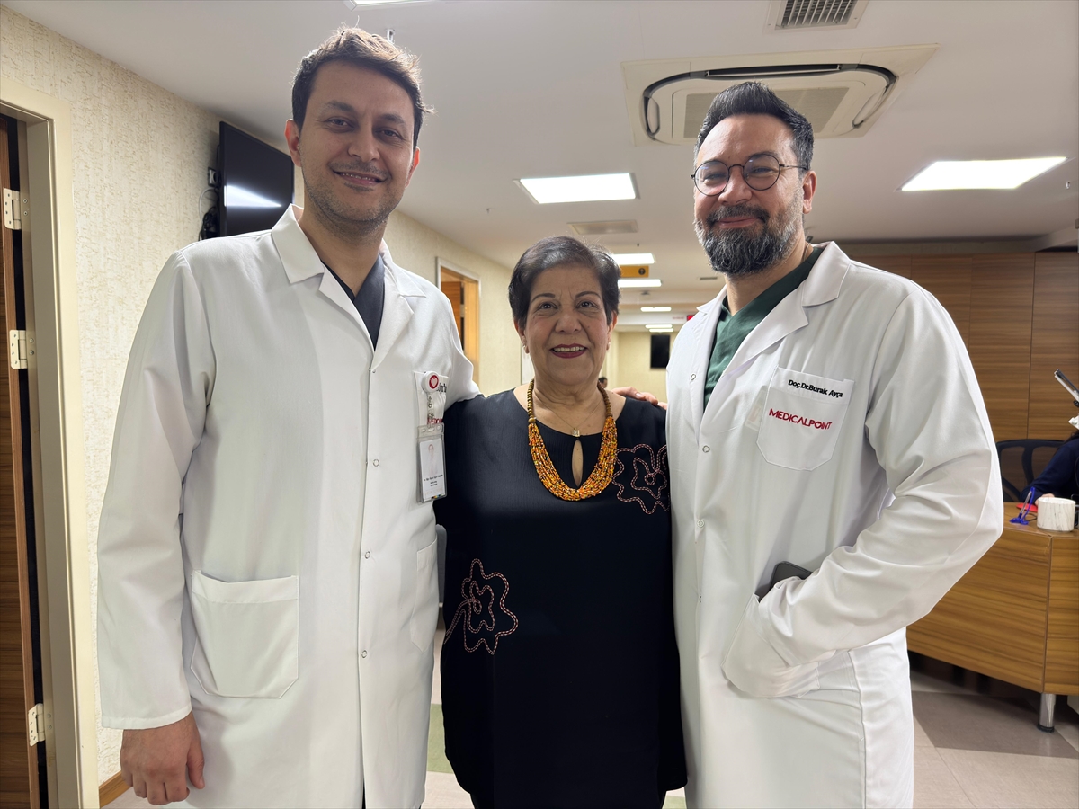 Aynı seansta hem şah hem aort damarına stent takıldı