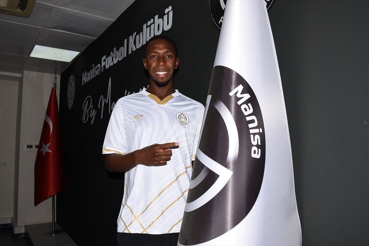 Manisa FK, Malili futbolcu Birama Toure'yi transfer etti