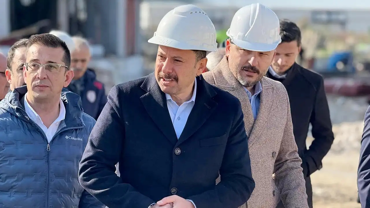 AK Parti'li Kaya, Selçuk'ta incelemelerde bulundu