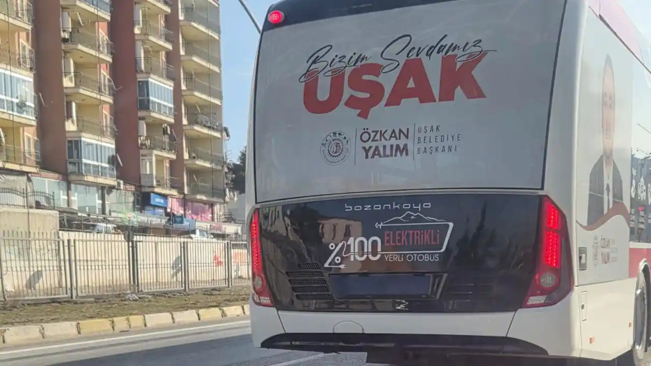 Uşak'ta Otobüsler Kontak Kapattı, Belediye Ücretsiz Servis Başlattı