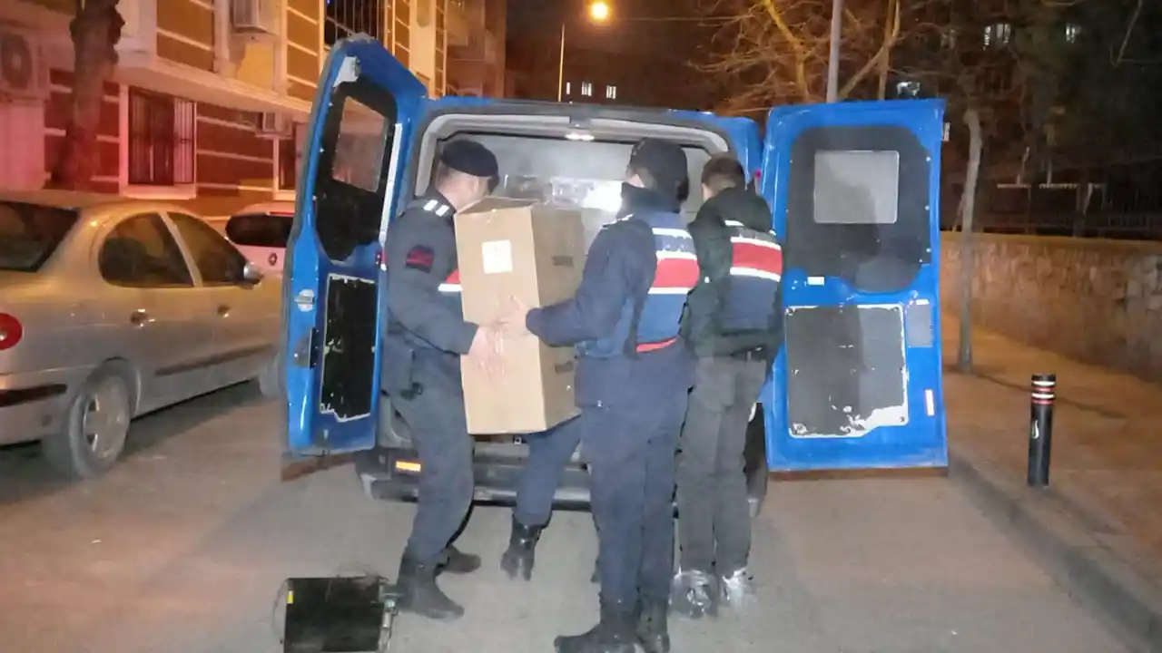 Yunusemre'de kaçak tütün operasyonunda bir şüpheli yakalandı