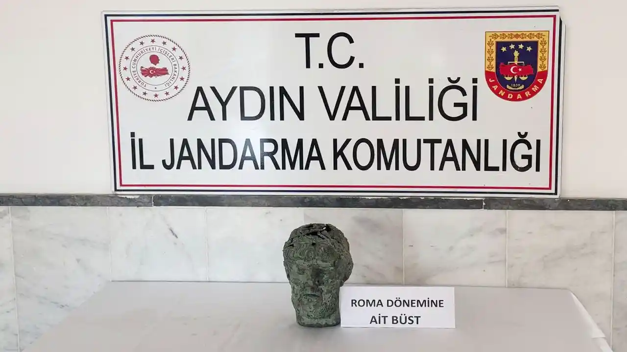 Aydın'da Roma dönemine ait olduğu değerlendirilen büst ele geçirildi